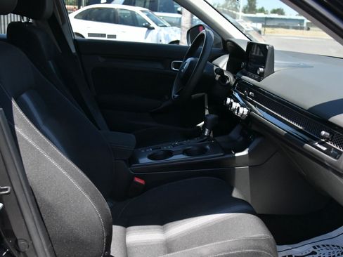 Used 2023 Honda Civic LX image 41