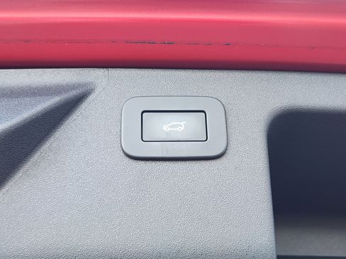 Used 2023 Land Rover Discovery Sport S R-Dynamic image 33