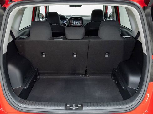 Certified 2022 Kia Soul LX w/ Technology Package FWD image 30