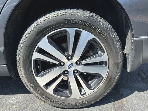 Used 2019 Subaru Outback 2.5i Limited w/ Popular Package #2 image 22