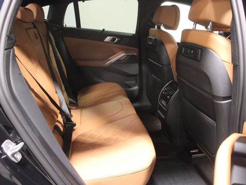 Used 2023 BMW X6 M50i w/ Parking Assistance Package image 17