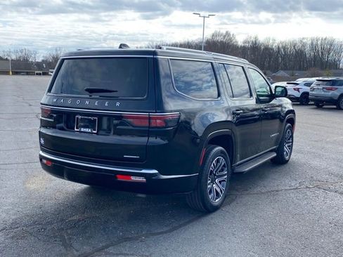 Used 2024 Jeep Wagoneer Series II AWD/4WD image 3