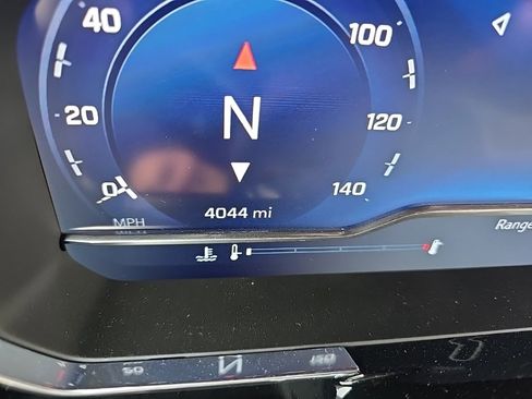 Used 2024 Chevrolet Silverado 2500 High Country image 36