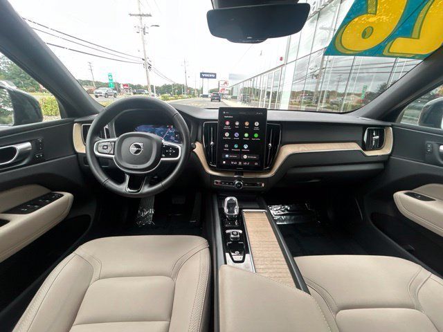 Used 2026 Volvo XC60 B5 Plus AWD/4WD image 17