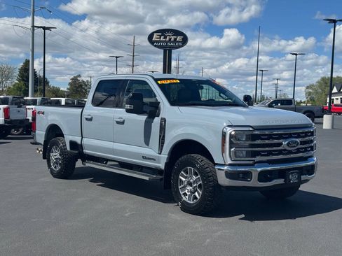 Used 2025 Ford F350 Lariat AWD/4WD image 3