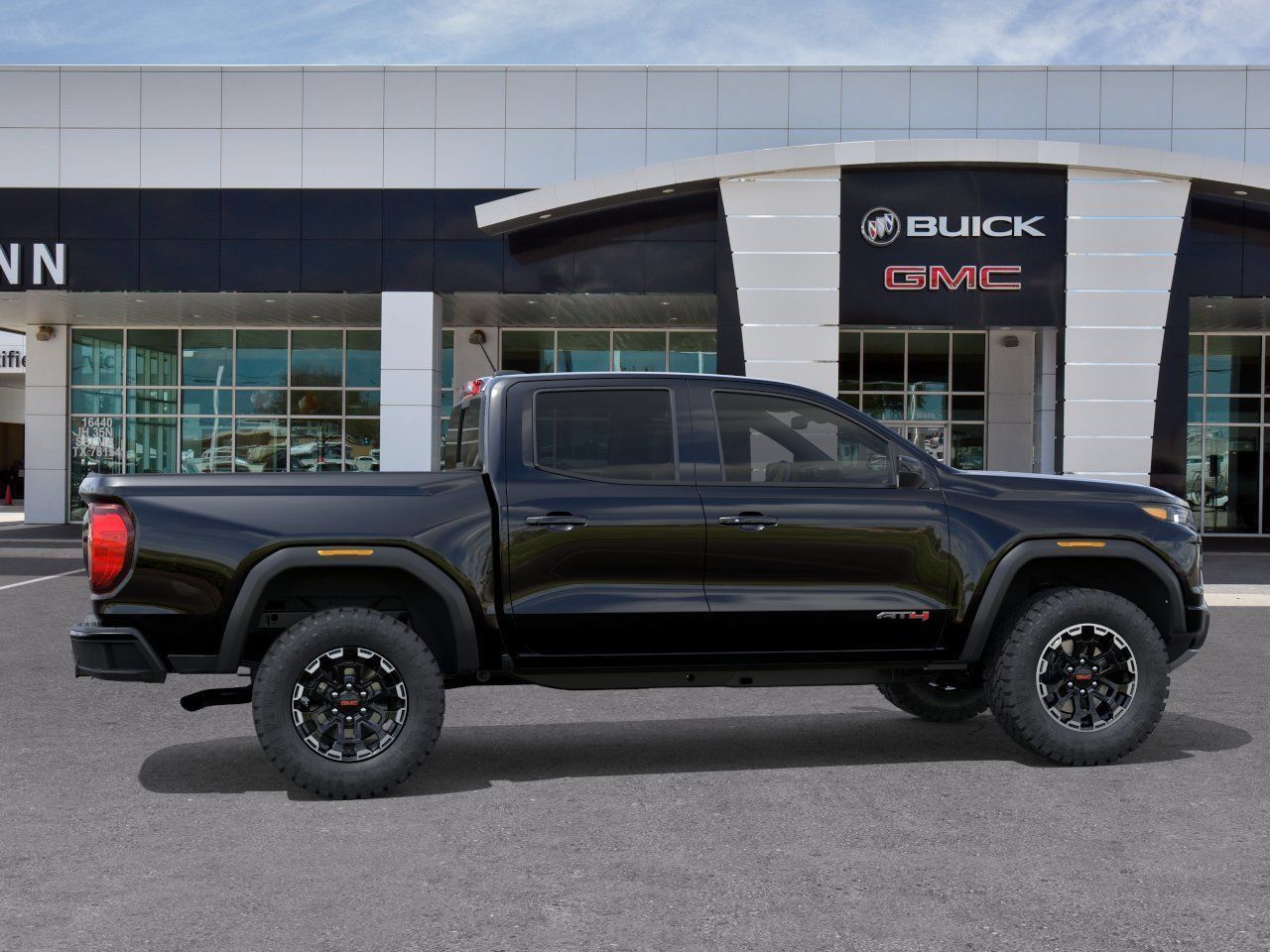 New 2026 GMC Canyon AT4 w/ AT4 Premium Package AWD/4WD image 5