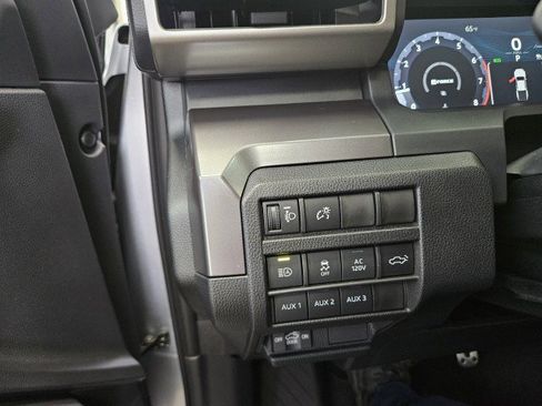 Used 2025 Toyota Tacoma TRD Sport w/ TRD Sport Premium Package image 29