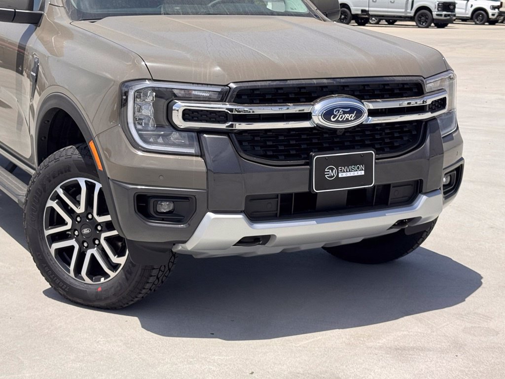 New 2026 Ford Ranger Lariat w/ FX4 Off-Road Package AWD/4WD image 3