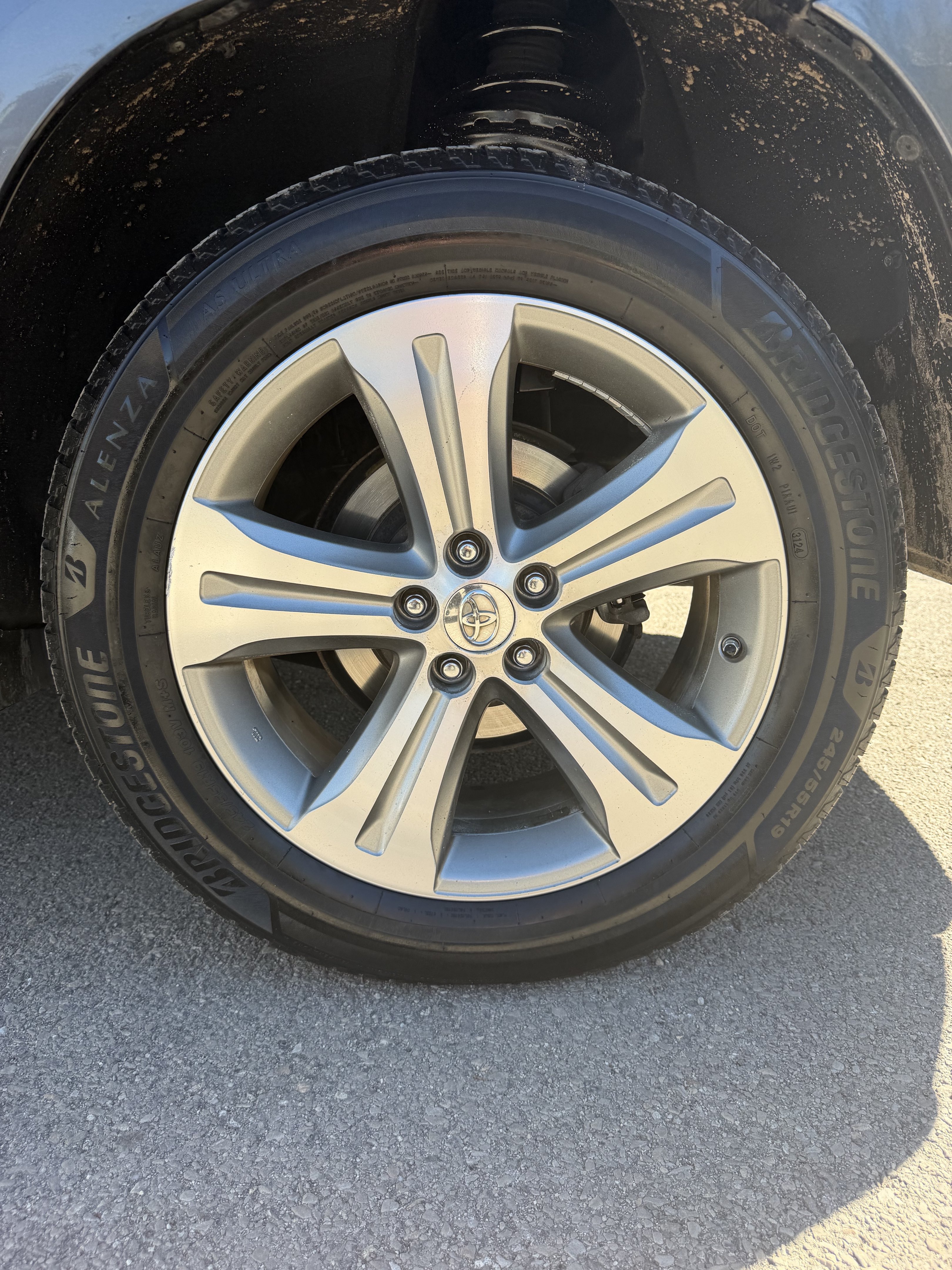Used 2011 Toyota Highlander Limited w/ Tow Pkg FWD image 20
