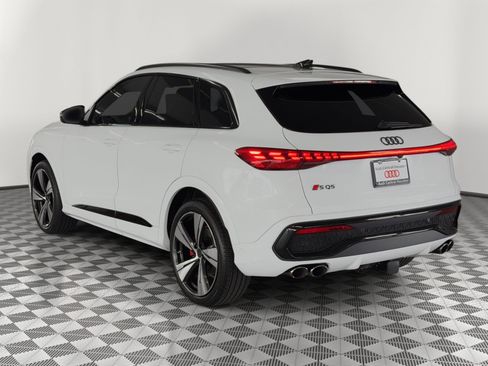 New 2026 Audi SQ5 Premium Plus AWD/4WD image 3