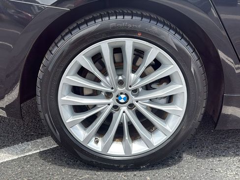 Used 2022 BMW 530i xDrive w/ Premium Package AWD/4WD image 14
