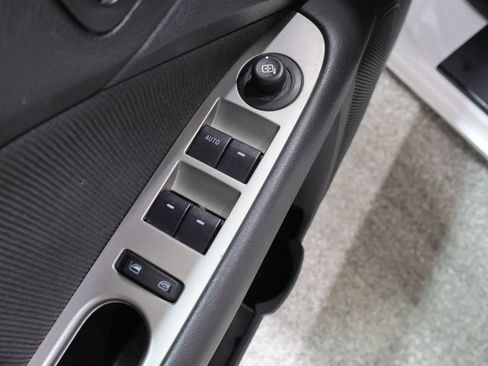 Used 2010 Ford Fusion Hybrid FWD image 15
