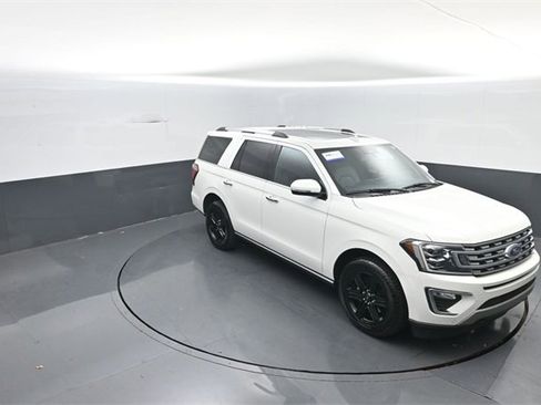 Certified 2021 Ford Expedition Limited image 18