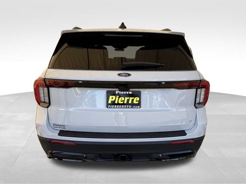 New 2026 Ford Explorer ST-Line image 3