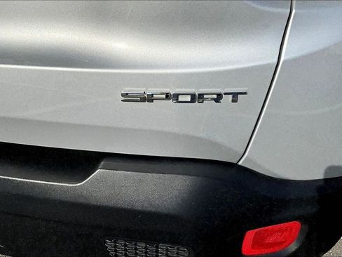 Used 2016 Jeep Renegade Sport w/ Power & Air Group image 21
