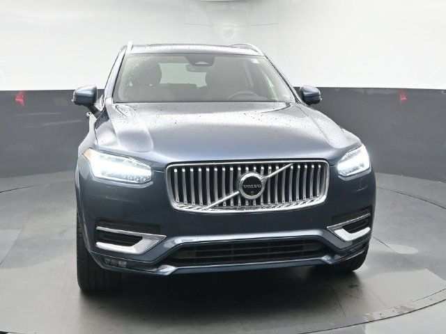 Used 2024 Volvo XC90 B5 Plus w/ Protection Package AWD/4WD image 2