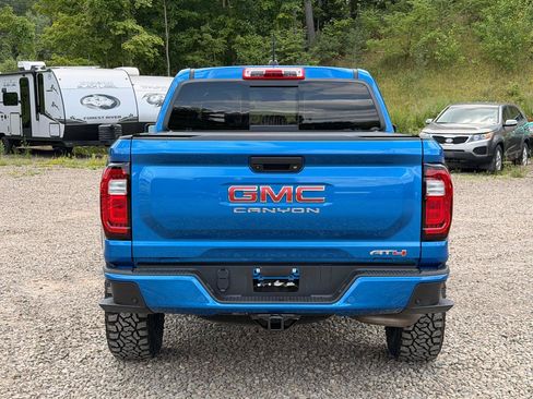 Used 2023 GMC Canyon AT4 w/ AT4 Premium Package AWD/4WD image 6