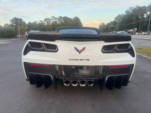 Used 2019 Chevrolet Corvette Grand Sport w/ Carbon Flash Badge Package RWD image 4