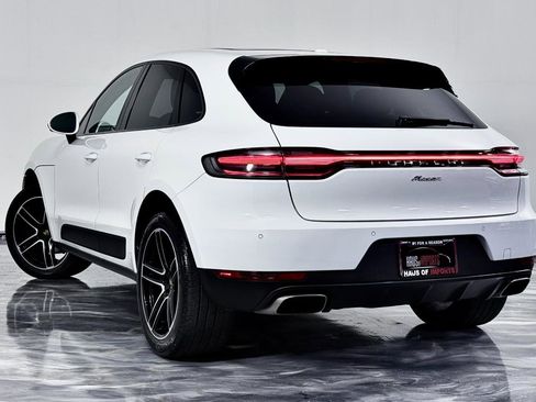Used 2021 Porsche Macan w/ Premium Package AWD/4WD image 11