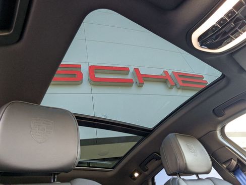 New 2026 Porsche Macan Turbo image 27