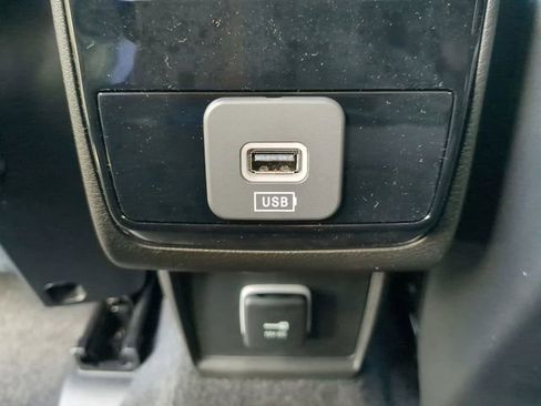 New 2026 Jeep Compass Latitude image 16