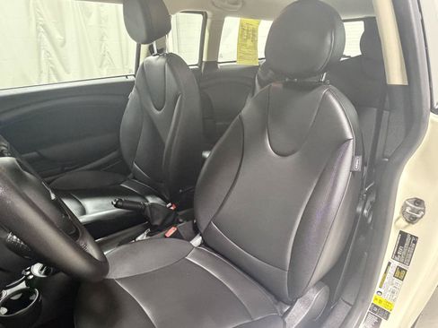 Used 2013 MINI Cooper Clubman FWD image 3