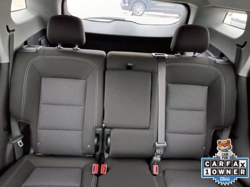Used 2023 GMC Terrain SLE FWD image 5