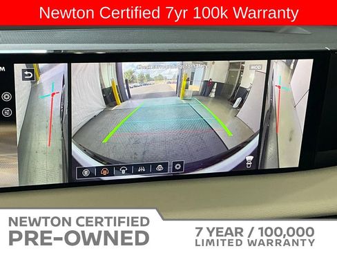 Used 2025 Nissan Armada Platinum w/ Convenience Package RWD image 19