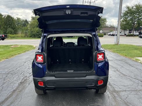 Used 2020 Jeep Renegade Altitude image 34