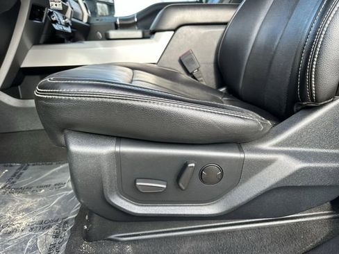 Used 2021 Ford F250 Lariat w/ Lariat Value Package AWD/4WD image 16