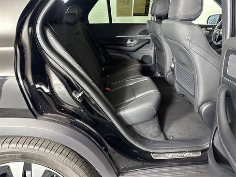 Certified 2025 Mercedes-Benz GLE 450 GLE 450 image 17