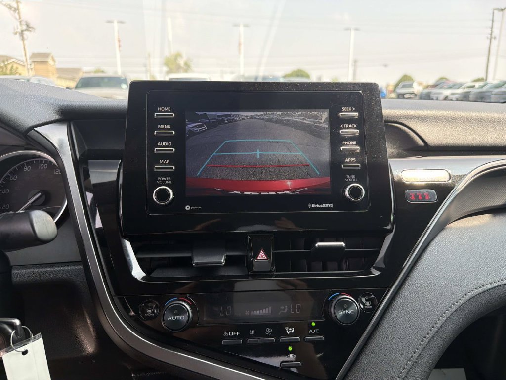 Used 2024 Toyota Camry LE FWD image 22
