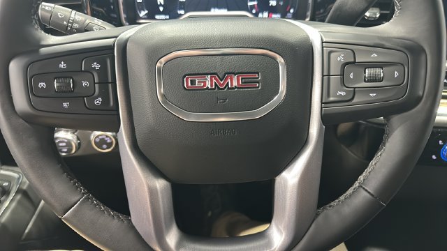Used 2024 GMC Sierra 1500 SLE AWD/4WD image 15