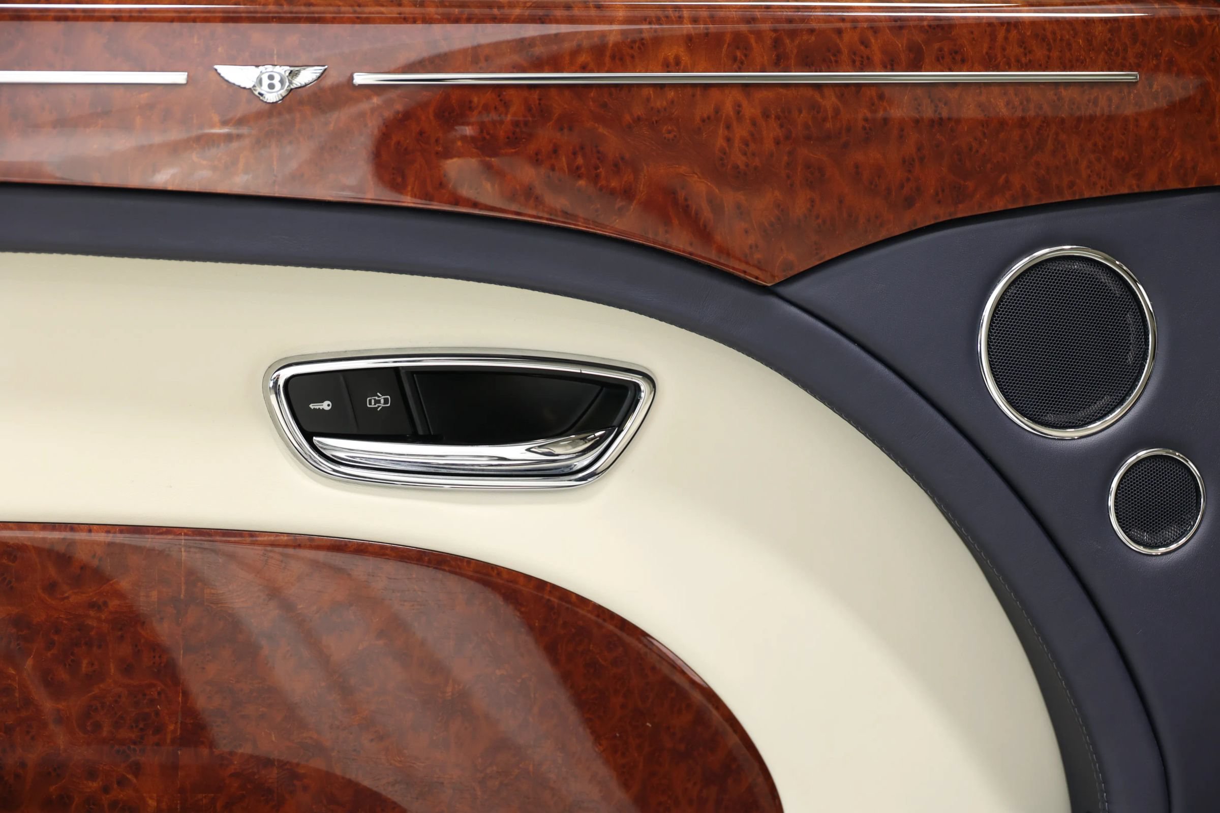 Used 2017 Bentley Mulsanne RWD image 64