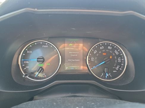 Certified 2020 Toyota RAV4 LE w/ Carpet Mat Package AWD/4WD image 10