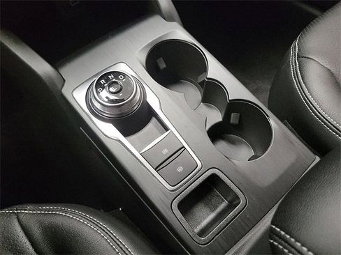 New 2025 Ford Escape SE image 10