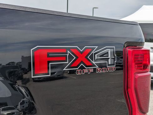 Used 2022 Ford F250 Lariat w/ Lariat Ultimate Package AWD/4WD image 30