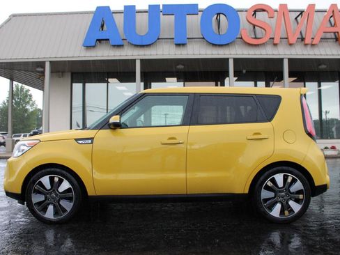 Used 2014 Kia Soul ! w/ Sun & Sound Package FWD image 11