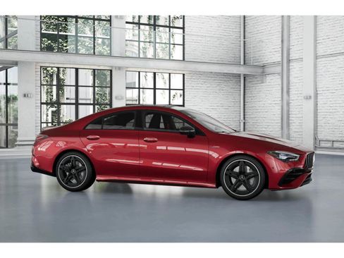 Used 2025 Mercedes-Benz CLA 35 AMG 4MATIC image 13