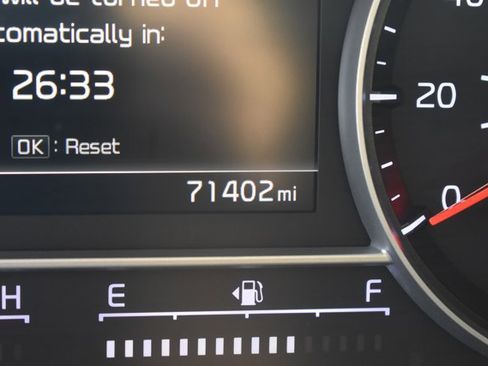 Used 2022 Kia Sorento S image 23