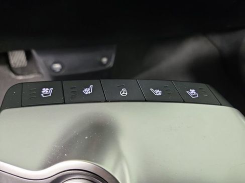 Certified 2022 Kia EV6 Wind w/ Wind Technology Package image 28