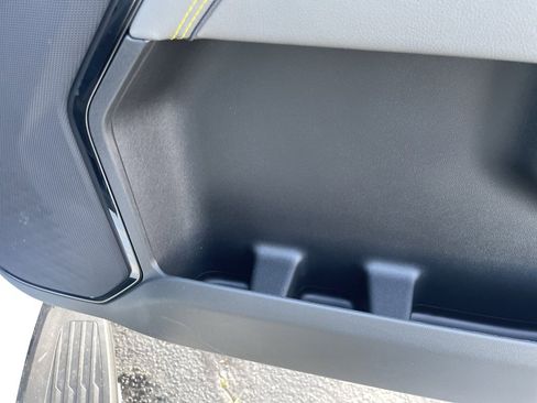 Used 2025 Chevrolet Silverado 1500 ZR2 w/ Technology Package image 73