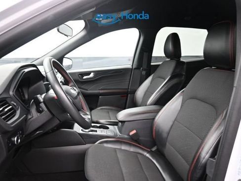 Used 2023 Ford Escape ST-Line FWD image 15