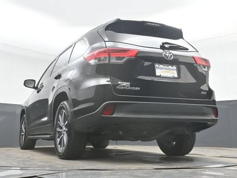 Used 2019 Toyota Highlander XLE FWD image 51