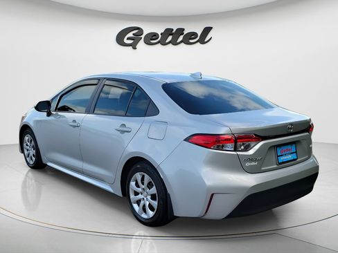 Certified 2025 Toyota Corolla LE FWD image 7