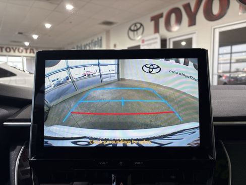 Certified 2025 Toyota Corolla SE image 18