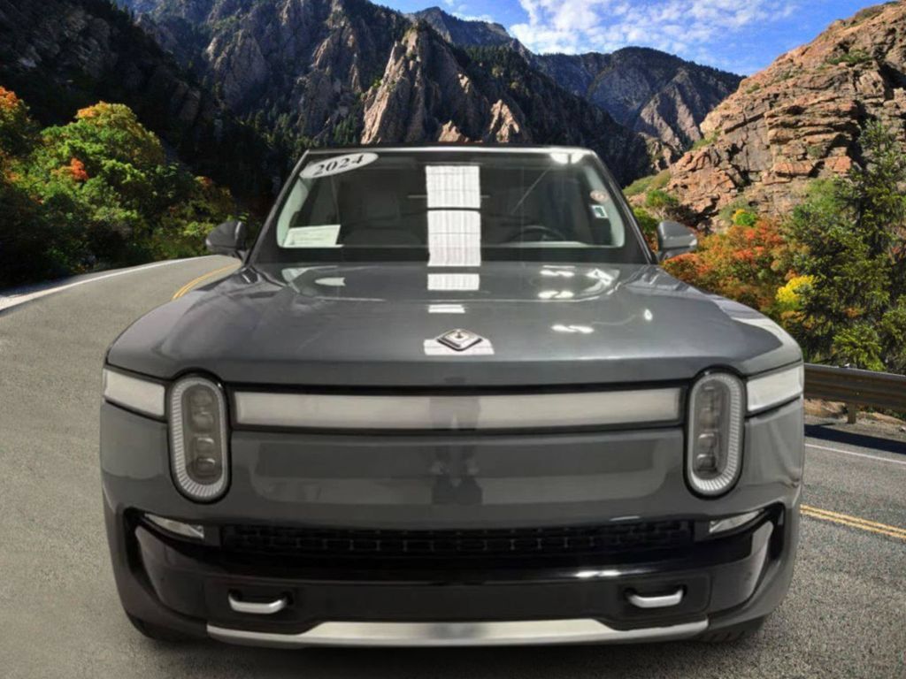 Used 2024 Rivian R1S Launch Edition Quad AWD/4WD image 3