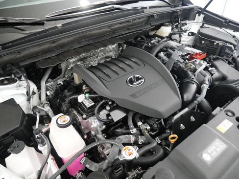 Used 2024 Lexus NX 350 AWD image 12
