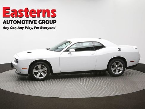 Used 2022 Dodge Challenger SXT image 56
