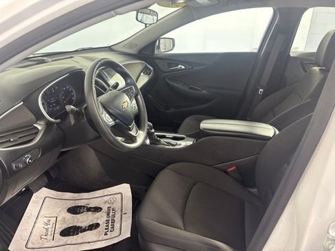 Used 2024 Chevrolet Malibu LT FWD image 21